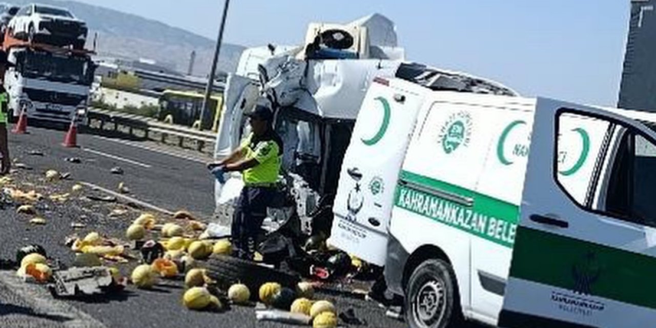 Ankara’da kamyonet kamyona çarptı: 1 kişi öldü, 2 kişi yaralandı