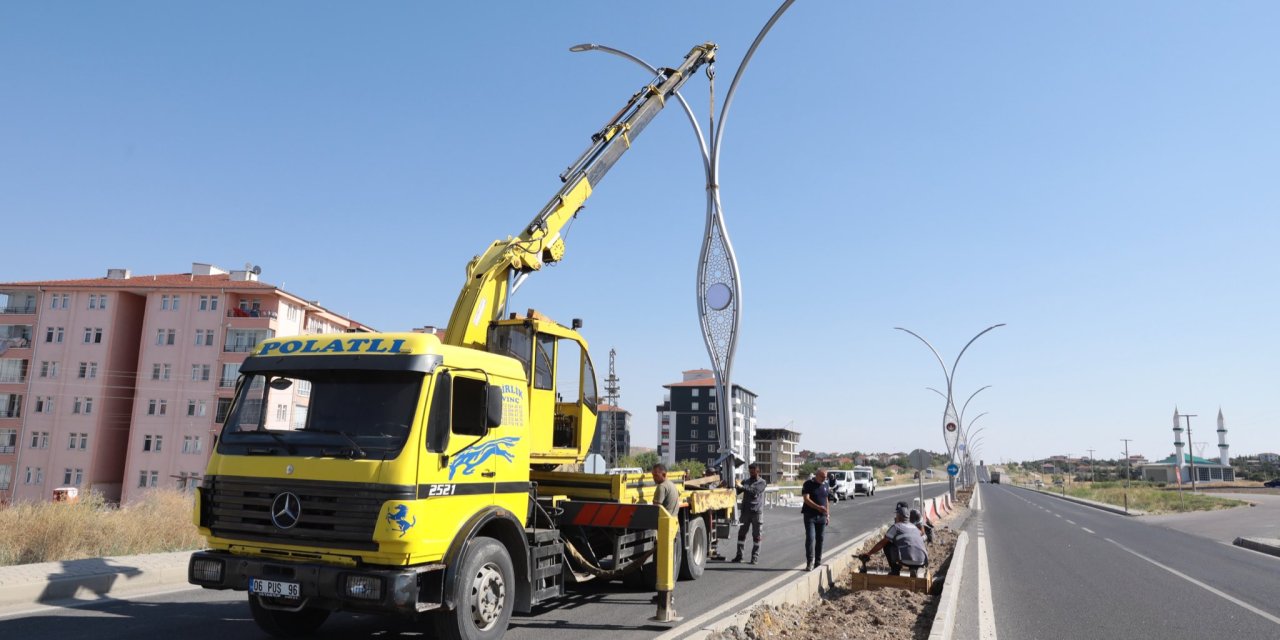 Polatlı girişi ışıl ışıl olacak: Aydınlatma direkleri yenileniyor