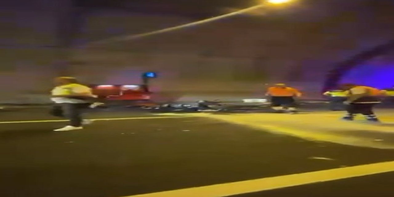 Otoyolda feci kaza: 3 ölü 1 yaralı