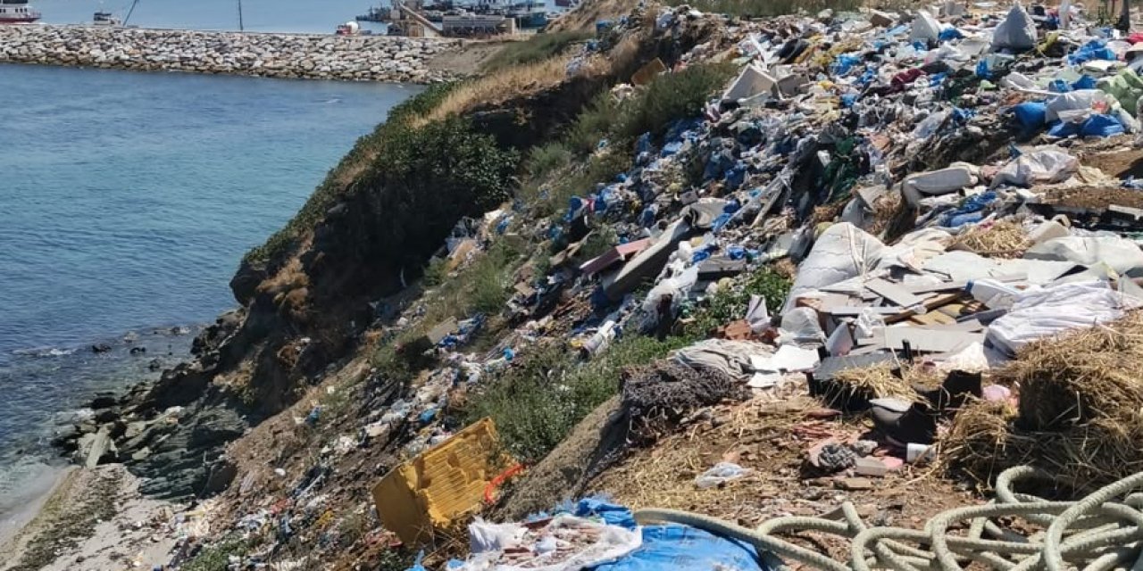 Balıkesir Kapıdağ Yarımadası koyları çöplüğe döndü