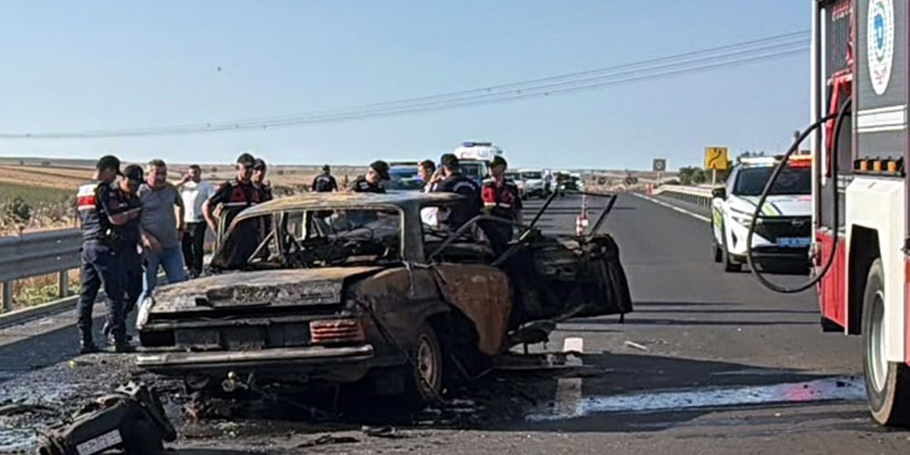 Çorlu’da iki otomobil çarpıştı, araçlardan biri alev aldı: 1 ölü, 2 yaralı