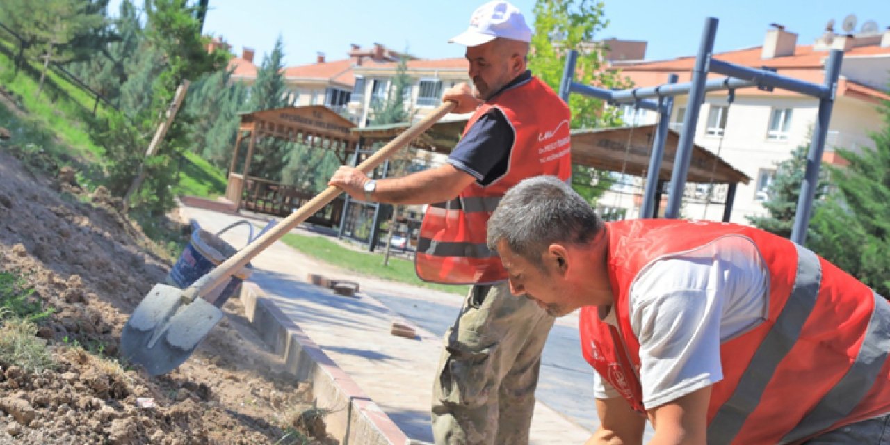 Keçiören’de park seferberliği: Ekipler mahalle mahalle çalışıyor