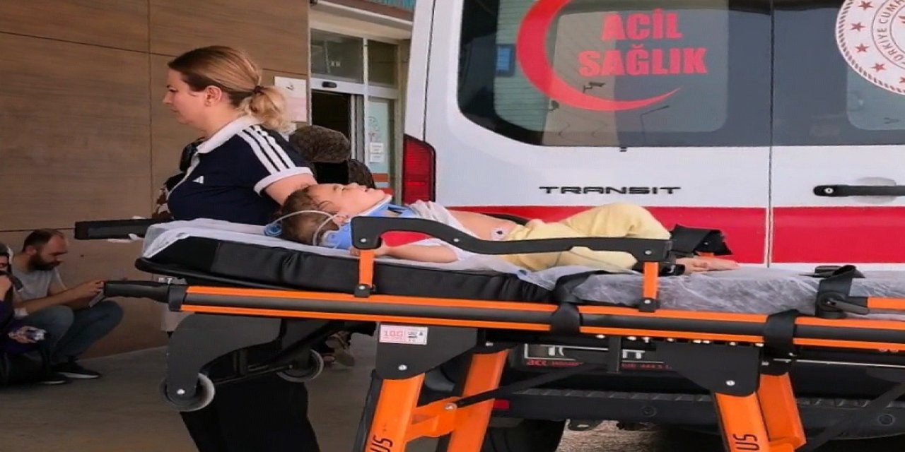 Balkondan düşen 1,5 yaşındaki çocuk ağır yaralandı