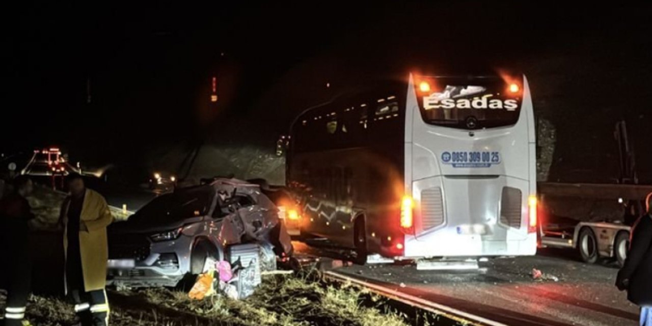 Erzincan’da feci kaza: Yolcu otobüsü SUV ile çarpıştı