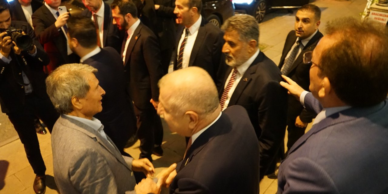 5 parti lideri Ankara’da restoranda toplantı yaptı
