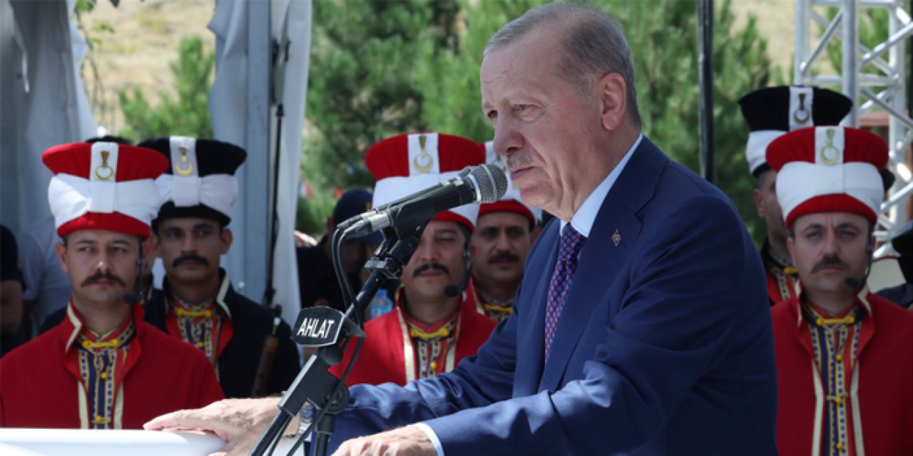 Erdoğan Malazgirt’ten mesaj verdi: “Yolumuzdan dönmeyeceğiz”