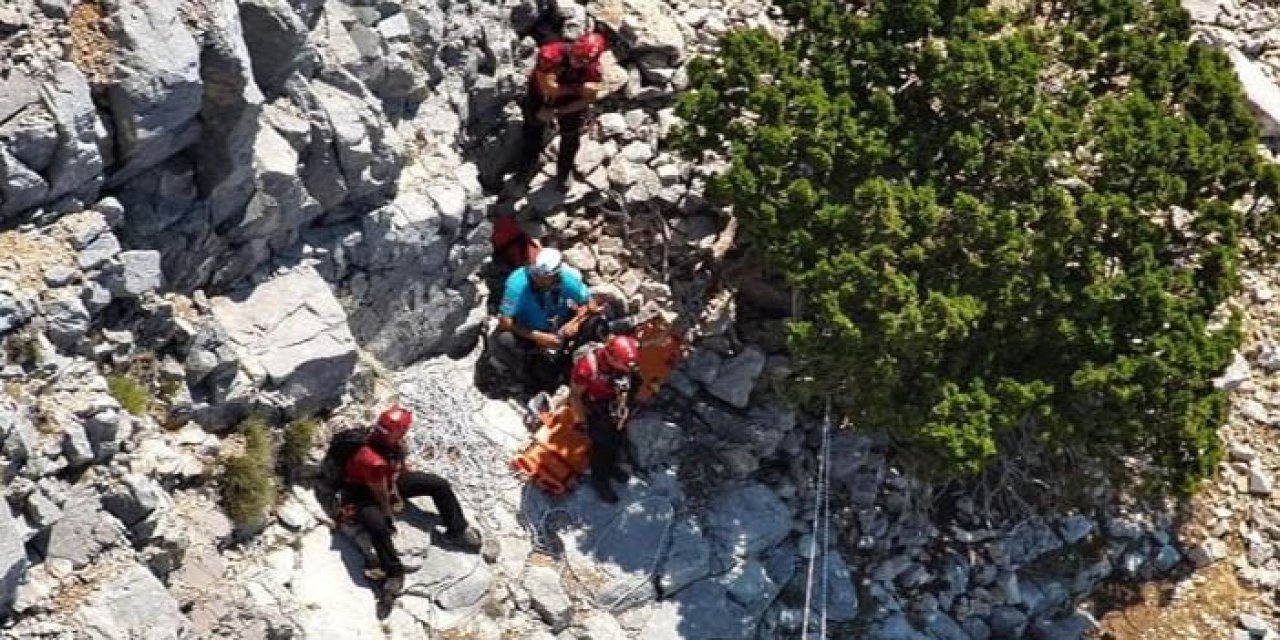 Fethiye'de paraşüt faciası! Pilot ile Çinli turist feci şekilde can verdi