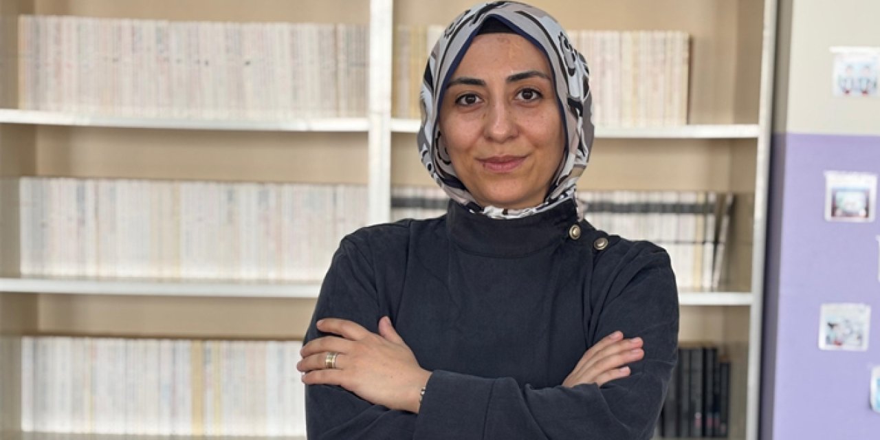 Mamak’ta Öğretmen Gülfidan Keleş Erdağ kütüphaneyi yeniledi