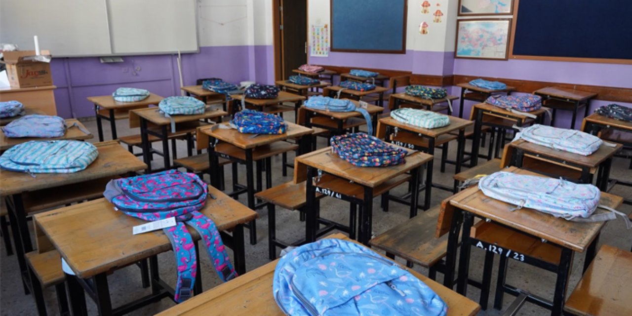 Kızılcahamam’da minik öğrencilere sıra sürprizi