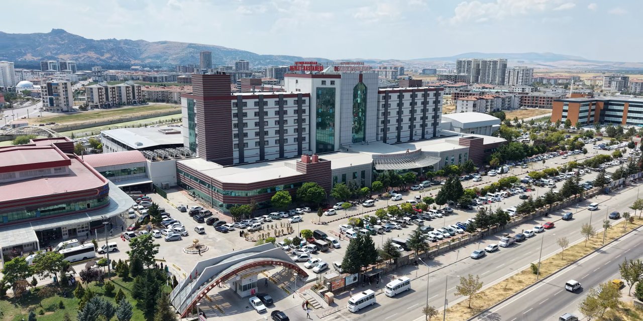Afyonkarahisar'da reçeteli ilaçların yasa dışı teminine operasyon: 15 gözaltı