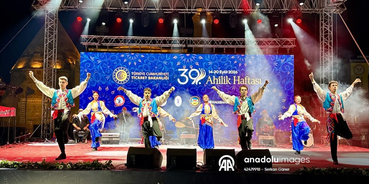 Kırşehir'de Ahilik kutlaması: Yerel sanatçılar konser verdi