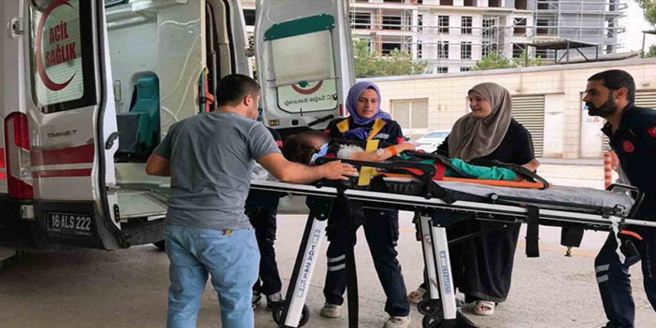 Balkondan düşen 4 yaşındaki çocuk yaralandı
