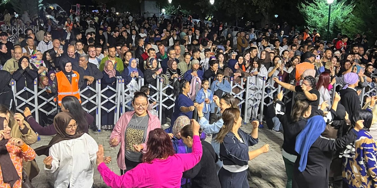 Ayaş Domates Festivali başladı: Bugün de Semicenk var