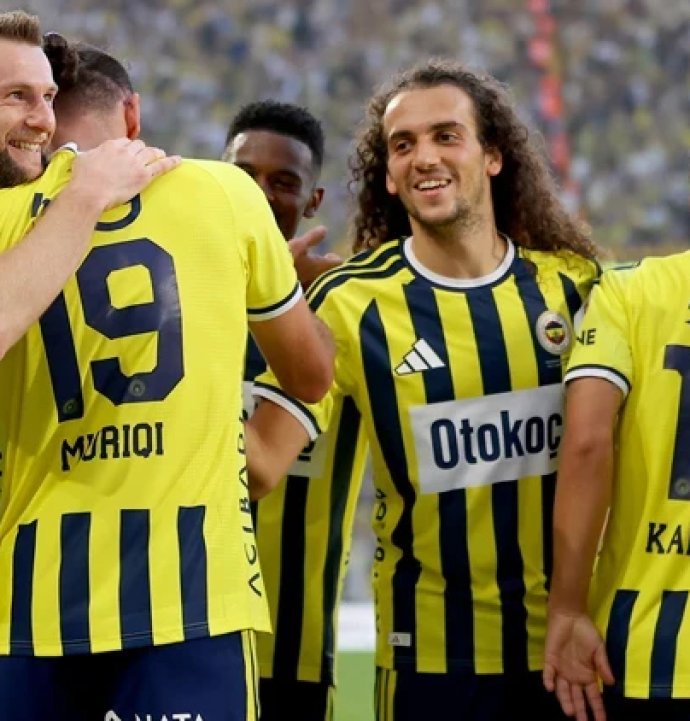 Fenerbahçe'de şok gelişme yıldız oyuncu gitmek istiyor