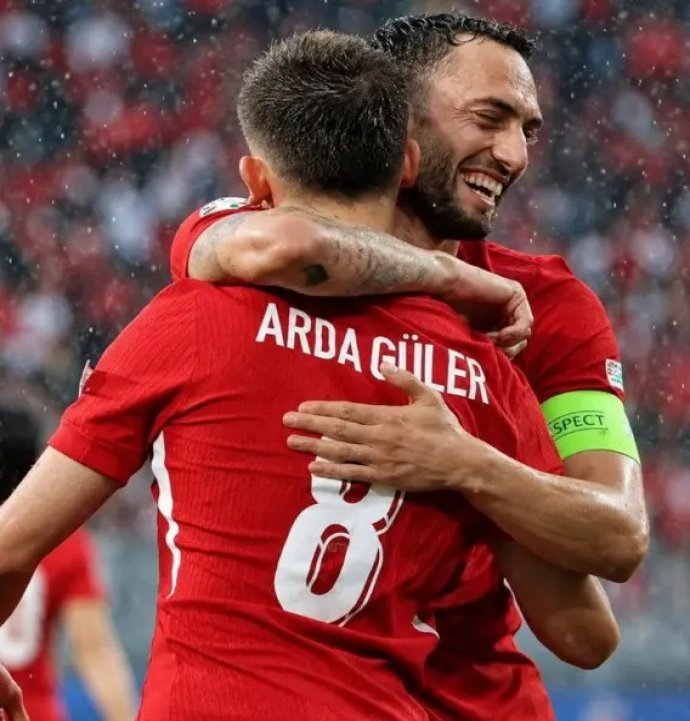 10 Numaranın Yeni Sahibi Arda:  Hakan’dan Anlamlı Jest