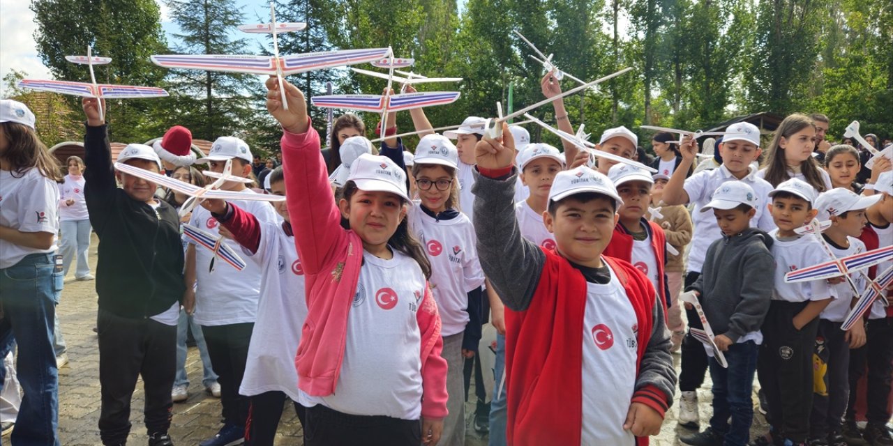 Köy Çocukları Gökyüzüyle Buluştu: Kurancılı’da havacılık eğitimi