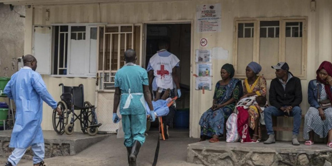 Ebola salgınında can kaybı 4 bini aştı