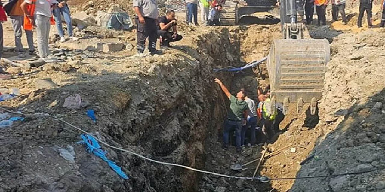 Hatay'da göçük altında kalan işçi kurtarıldı