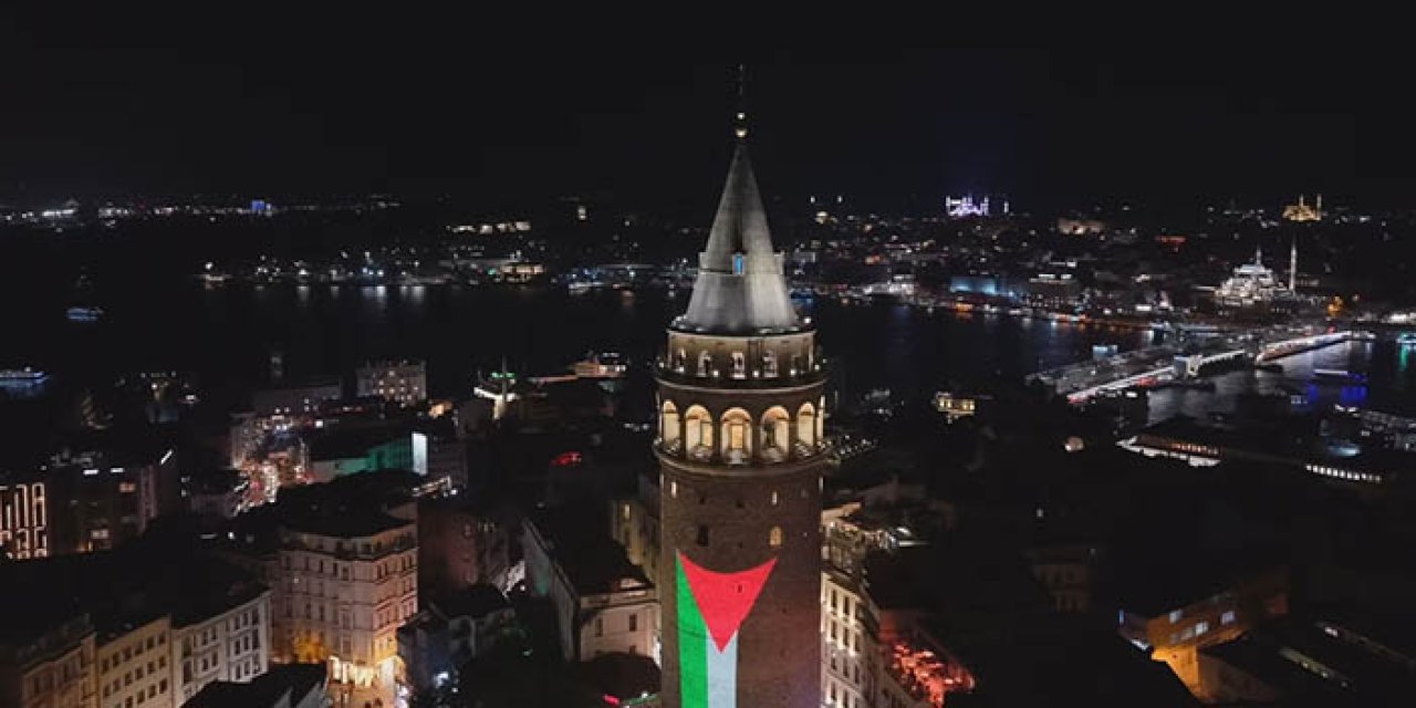Galata Kulesi Filistin bayrağıyla ışıklandırıldı