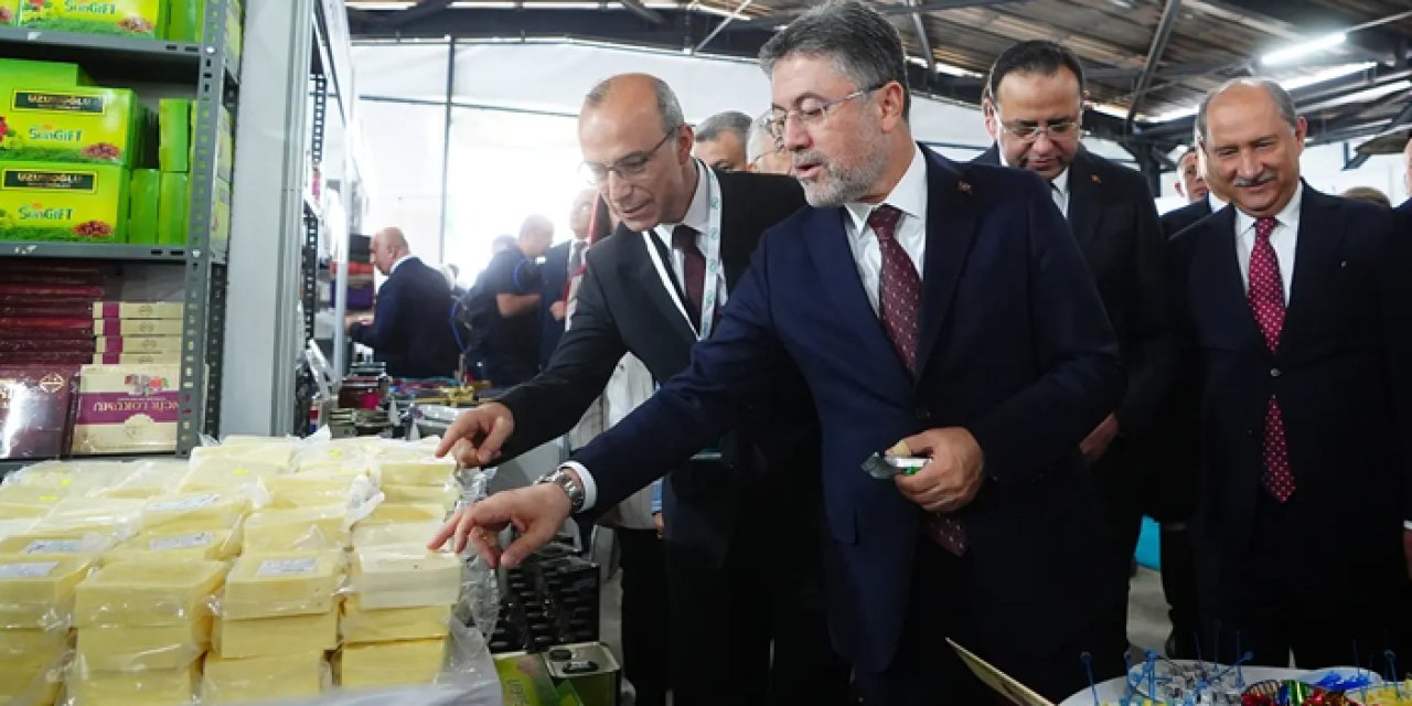 DSİ Vakfı köy okulları için sergi açtı