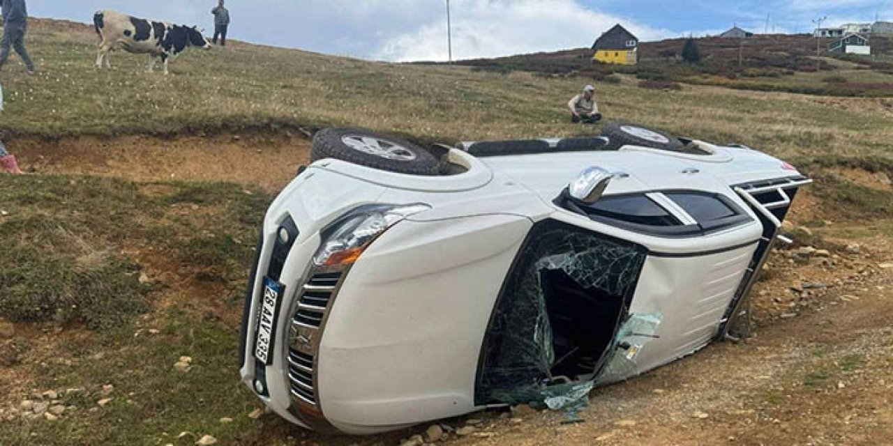 Giresun'da kamyonet geri manevrada devrildi, 1'i ağır 4 kişi yaralandı