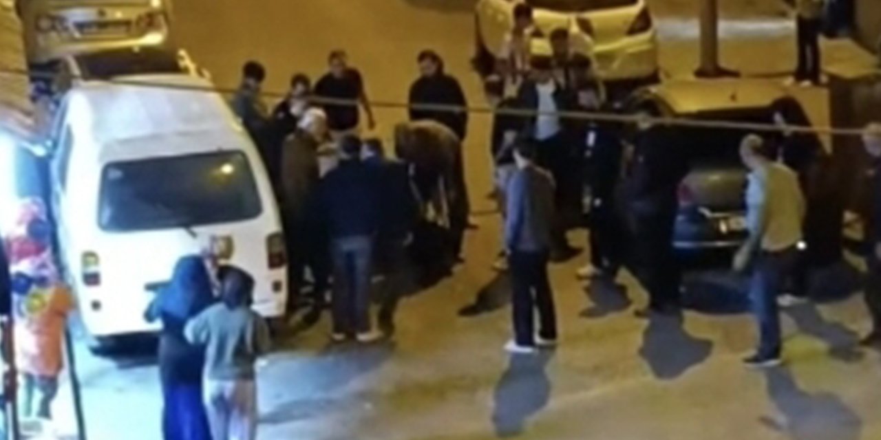 Sultangazi'de sokakta yürürken silahlı saldırıya uğradı