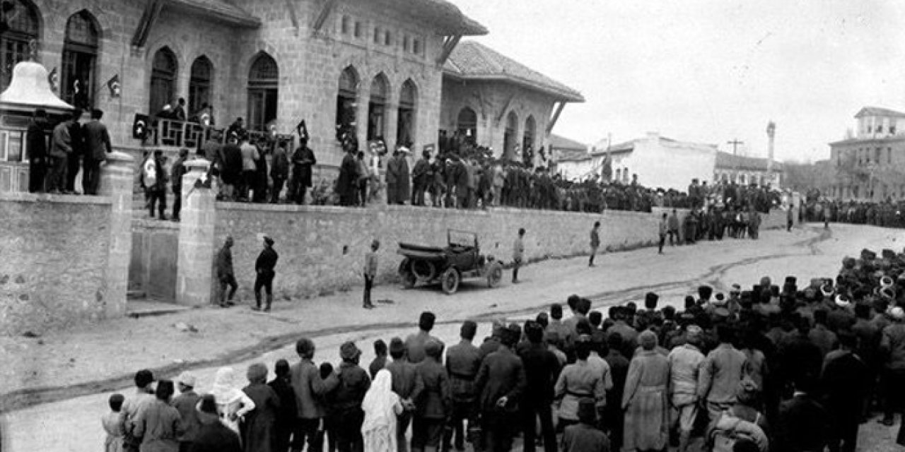 103 yıl önce bugün Ankara başkent ilan edildi