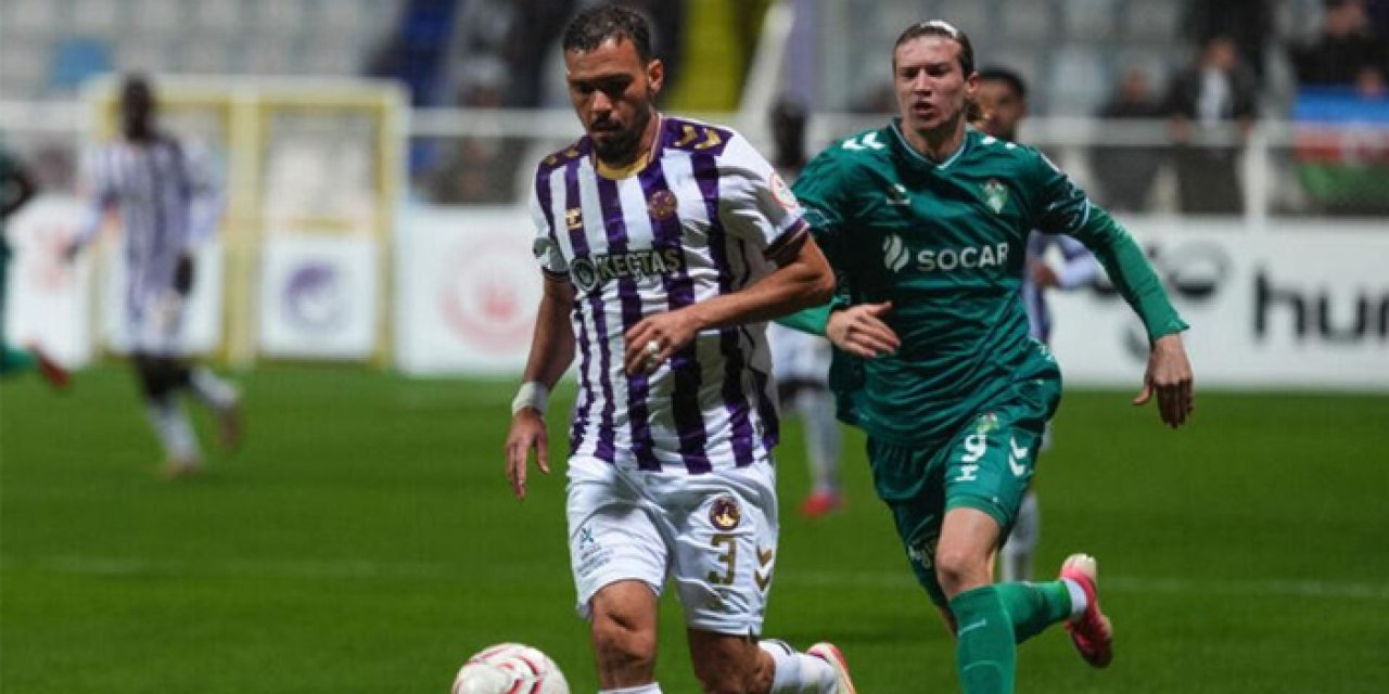 Keçiörengücü evinde takıldı: Gol sesi çıkmadı