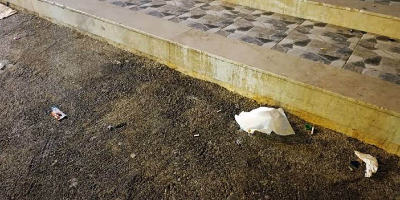 Motosikletli saldırgan tarafından dükkanda başından vurularak ağır yaralandı