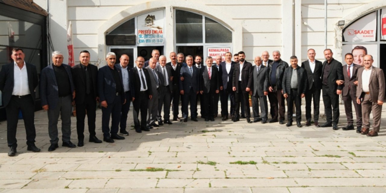 Elmadağ Belediye Başkanı Aşkın muhtarlarla buluştu