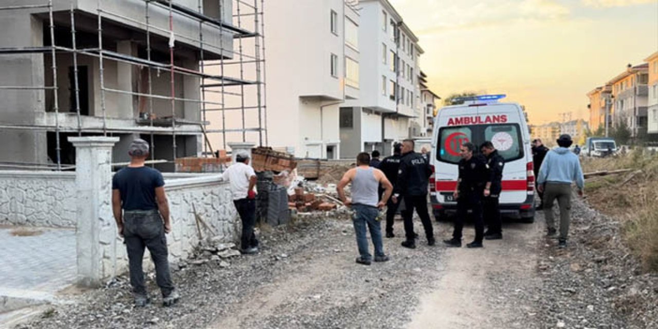 İnşaatın çatısından düşen usta ağır yaralandı