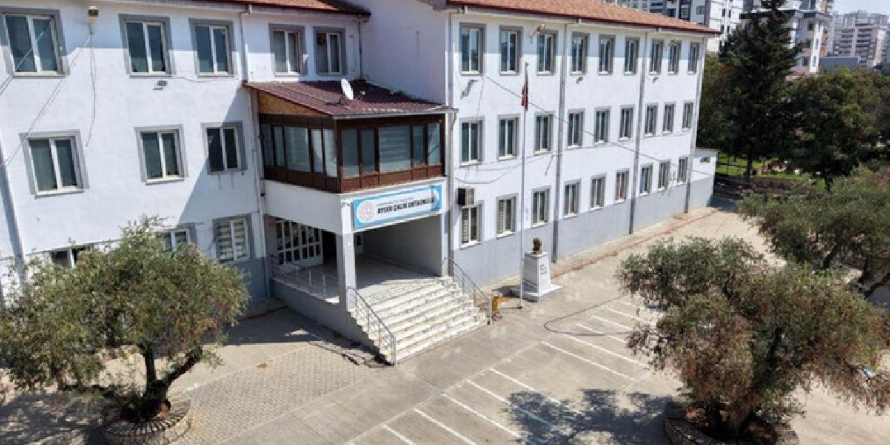 Kahramanmaraş’taki okul saldırısında 4 personele soruşturma izni