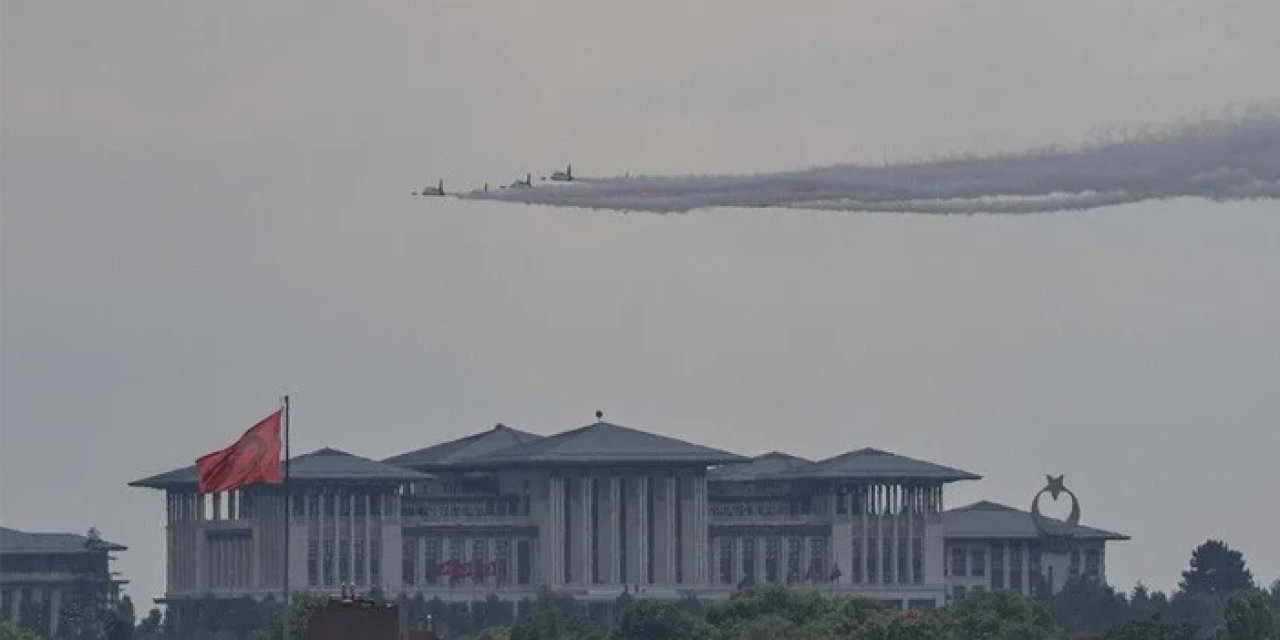 Türk Yıldızları Ankara semalarında prova yaptı
