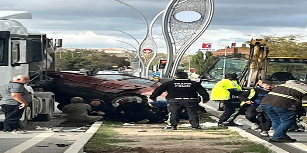 Ankara'da 2 aracın çarpıştığı kazada 5 yaralı