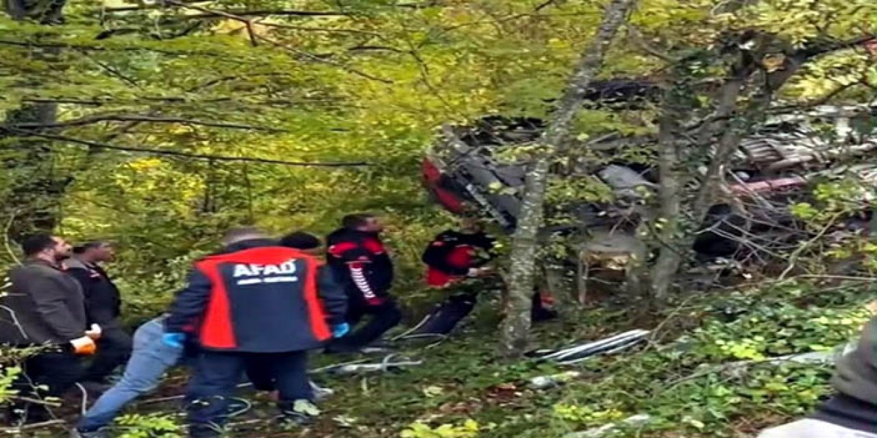 Kırklareli'de kamyon şarampole devrildi; 1 ölü, 1 yaralı