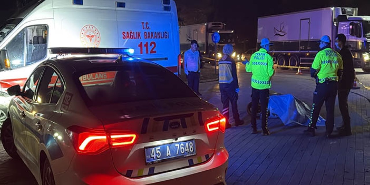 Manisa’da tırla çarpışan motosikletin sürücüsü öldü