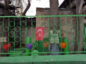 Melike Hatun Türbesi haberimiz üzerine yenileniyor