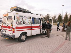 Ambulanstan karavana dönüştürdüğü 'Necovanni' ile yollarda