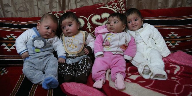Suriyeli aile dördüzlerine Erdoğan, Emine, Sümeyye, Tenzile isimlerini verdi