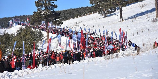 'Gençlik Şühedanın İzinde' buluştu