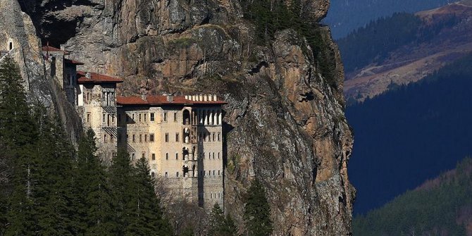 Sümela Manastırı restore çalışmalarında sona doğru