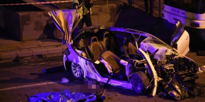İstanbul yolunda feci kaza: 2 ölü 2 yaralı