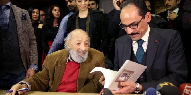 Ara Güler hikaye anlatan fotoğraflar çekiyor