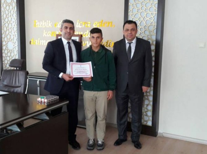 Bozkır'da "Kitap Kurdu Öğrencileri" ödüllendirildi