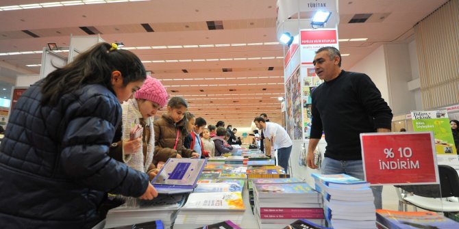 12. Ankara Kitap Fuarı'na yarım milyon ziyaretçi bekleniyor