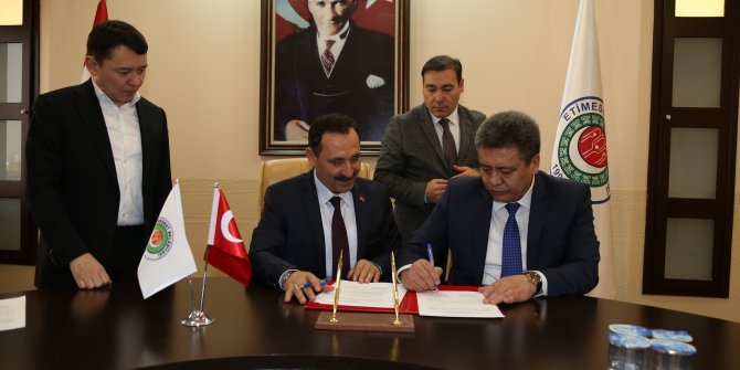 Kırgızistan’dan selam getirdiler