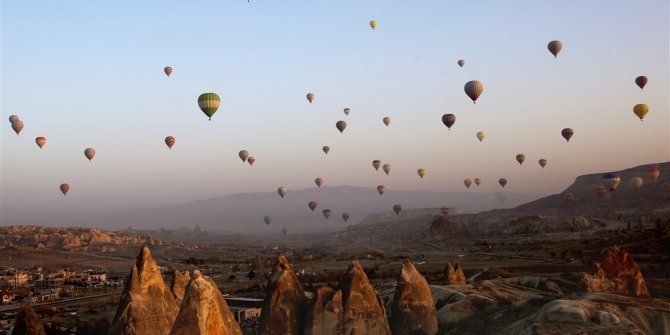 Kapadokya sıcak hava balonları