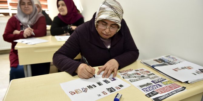 Gazete küpürlerinden okumayı öğrendi