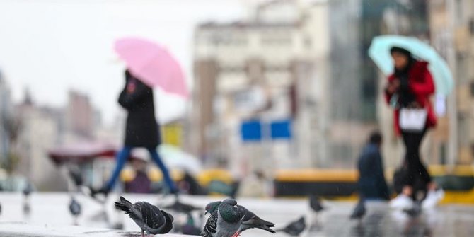İstanbul'un Anadolu Yakası hafif yağmurlu geçecek