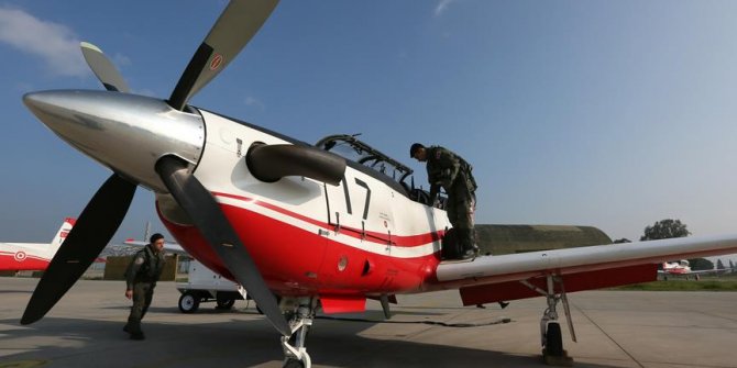 Askeri eğitim uçağı düştü: 2 pilot şehit